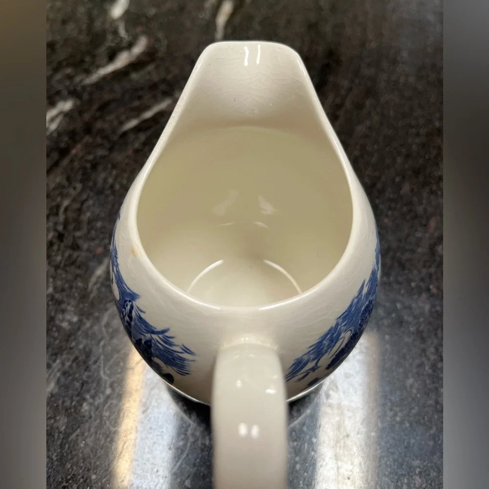 Wedgewood Countryside Antique Blue and White Porcelain Creamer